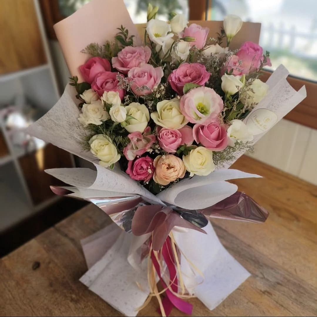 PF015 Fleuriste Tunisie | Bouquet Hekaya Rose Tunisia Flowers GIFTILI