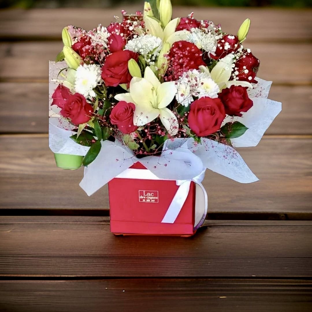 LC022 Original Gifts Tunisia| Sympathie Coffret Tunisia Flowers GIFTILI