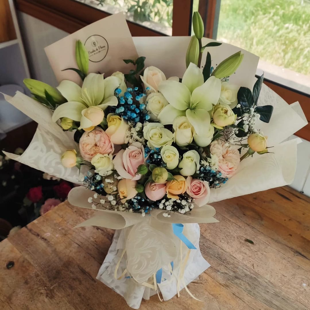 PF010 Online Gifts Tunisia| Bouquet Hekaya Lys Tunisia Flowers GIFTILI