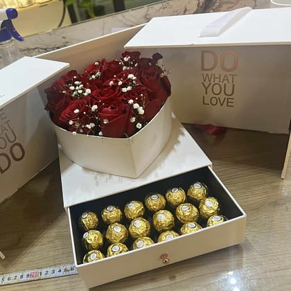 Surprise Romance Box