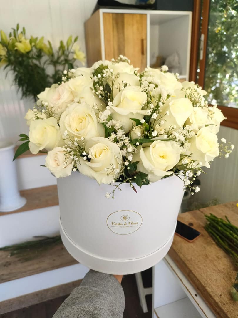 Local Tunisian Flowers| Flower Box Saber White gypsophile Tunisia Flowers GIFTILI