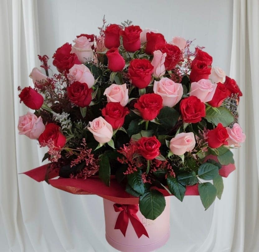 Valentines Day Flower Bouquets | Rose & Rouge Flower Bouquet Tunisia Giftili Flowers