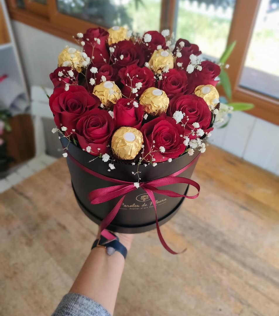 Chocolat Tunis| Bouquet Avec Ferrero Tunisia Flowers chocolates GIFTILI 2