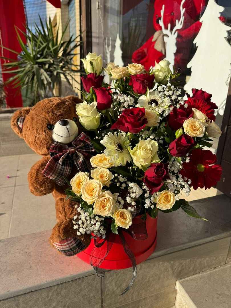 Teddy Bear Flower Bouquet | Giftili Teddy Bear Flower Bouquet