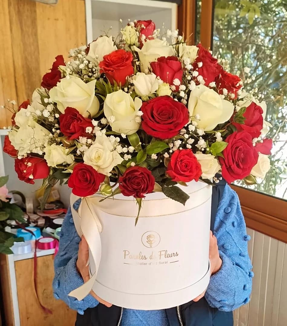 XL Splendid Flower Box | Giftili Tunisian Flowers White flowers Tunisia.